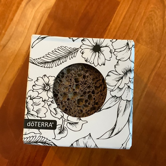 Concrete Lava Rock diffuser (2 per box) - Picture 2 of 4